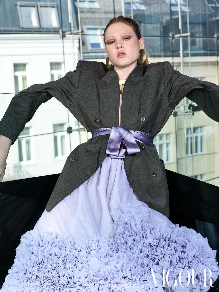 Editorial fashion portrait in a modern urban interior - Look 02
